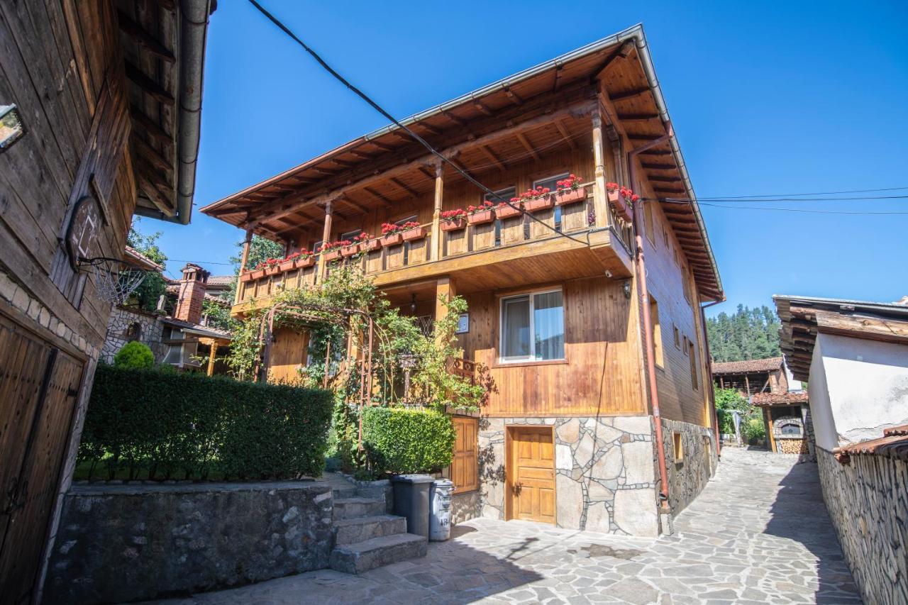 Guest House Roden Dom Koprivshtitsa Esterno foto