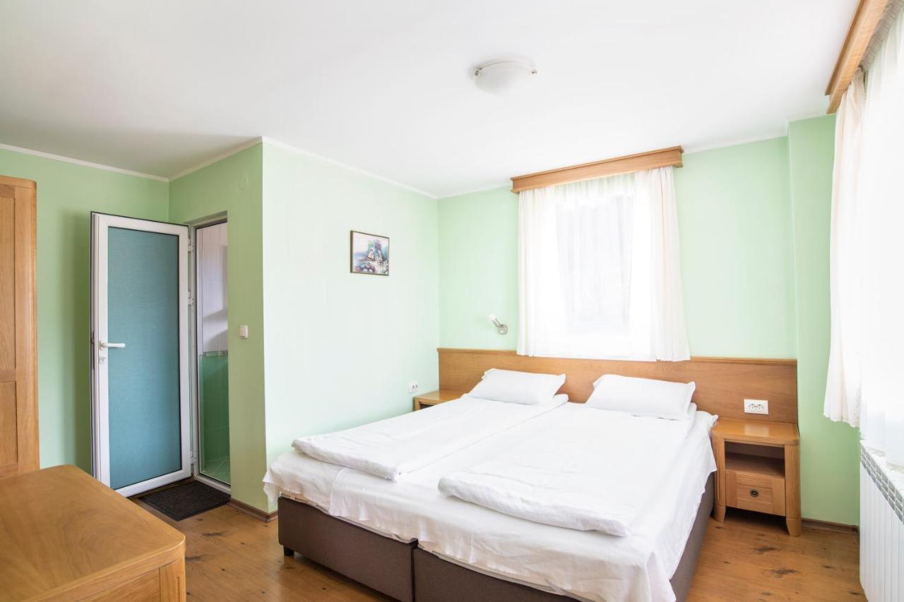 Guest House Roden Dom Koprivshtitsa Esterno foto