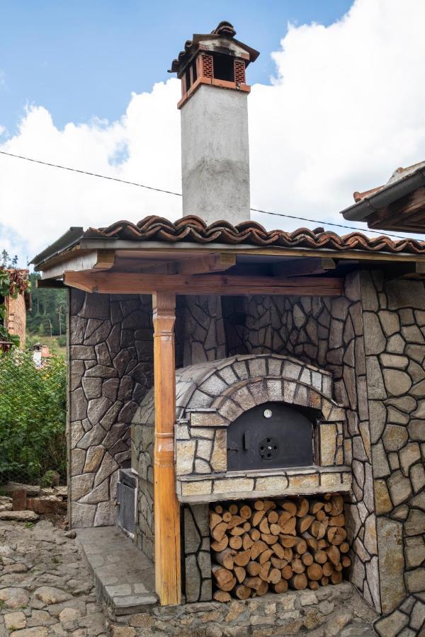 Guest House Roden Dom Koprivshtitsa Esterno foto