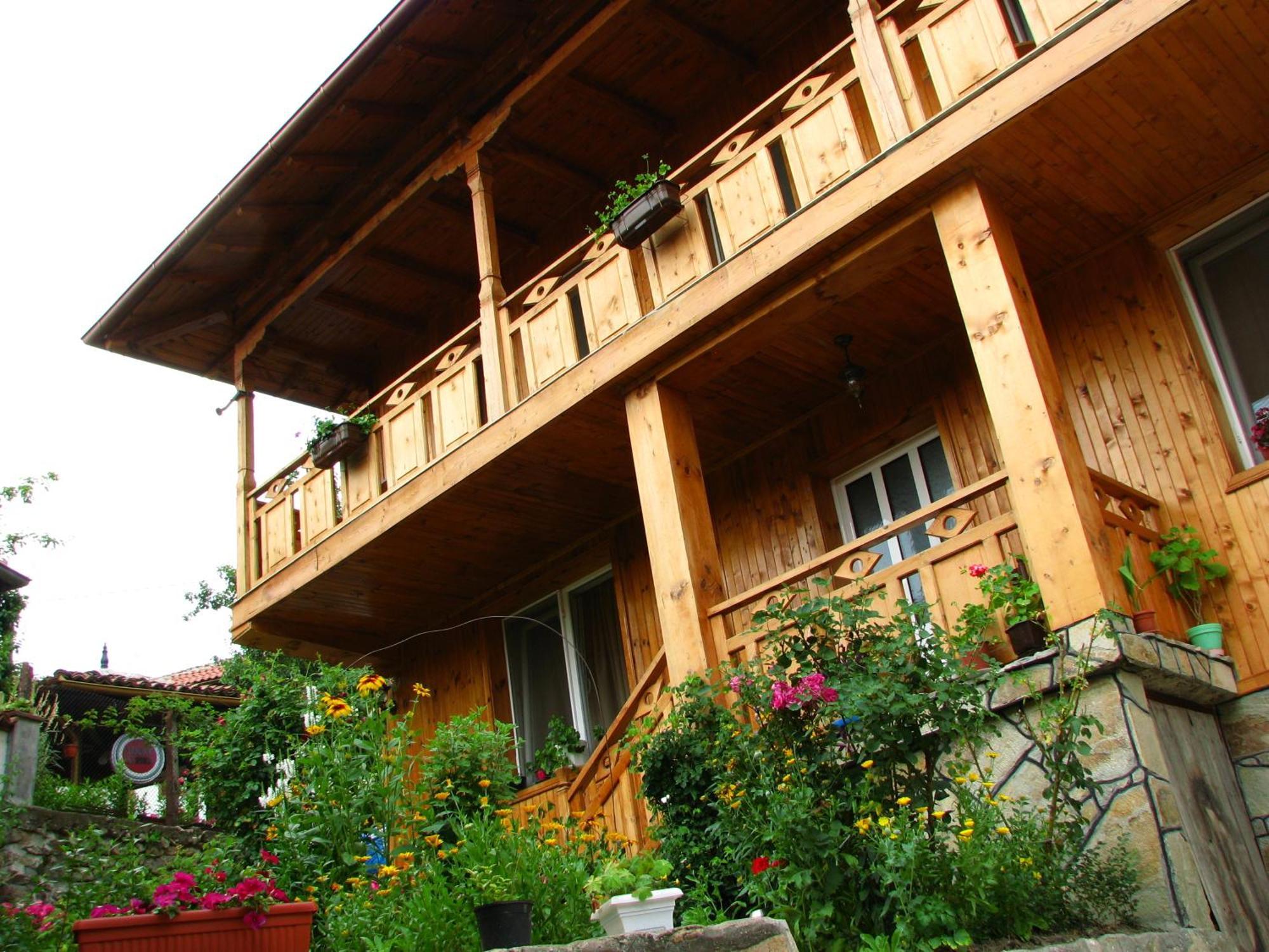 Guest House Roden Dom Koprivshtitsa Esterno foto