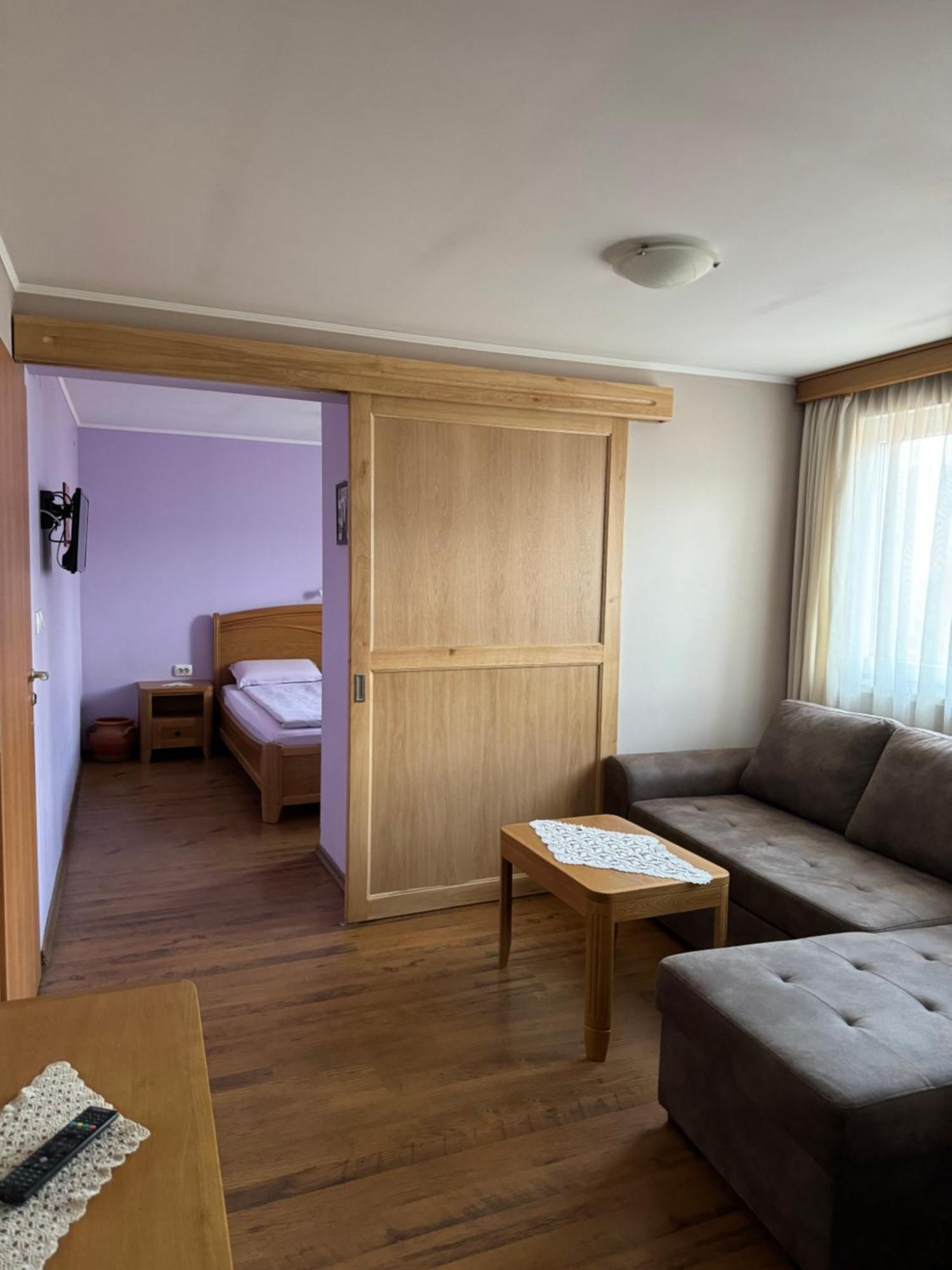 Guest House Roden Dom Koprivshtitsa Esterno foto