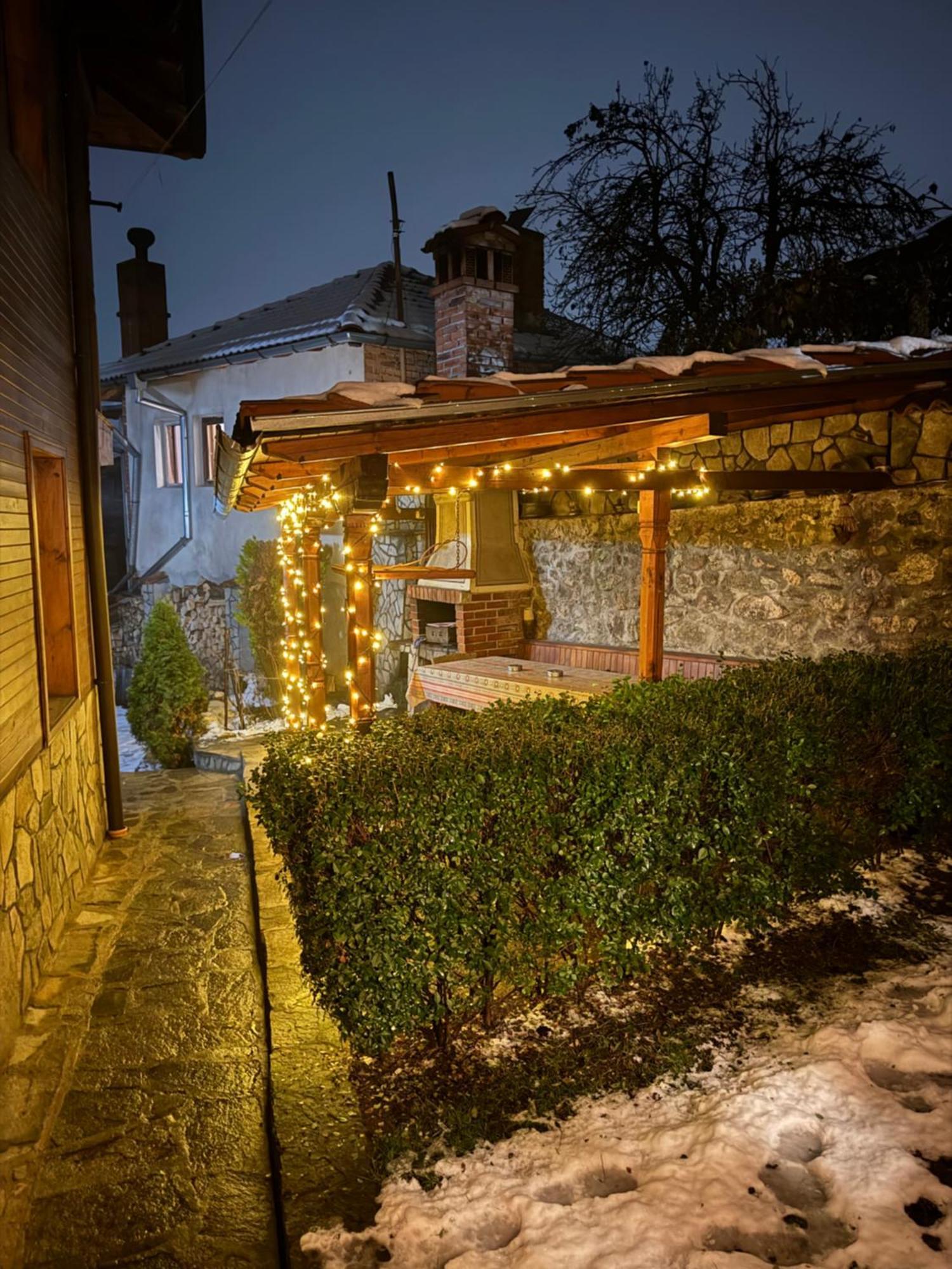 Guest House Roden Dom Koprivshtitsa Esterno foto