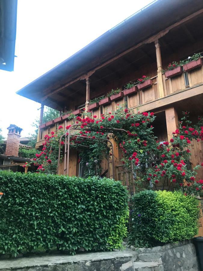 Guest House Roden Dom Koprivshtitsa Esterno foto