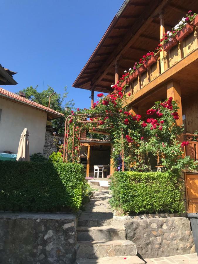 Guest House Roden Dom Koprivshtitsa Esterno foto